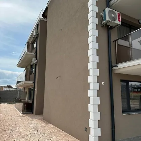 And Apartament *